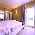 Tropicalidays Ocean Side Paraiso *