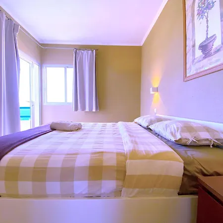 Tropicalidays Ocean Side Paraiso بلايا بارايسو