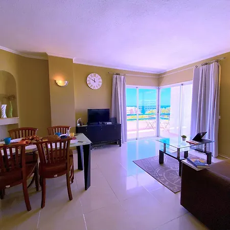 Tropicalidays Ocean Side Paraiso بلايا بارايسو