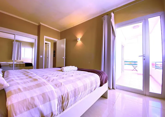 Tropicalidays Ocean Side Paraiso *